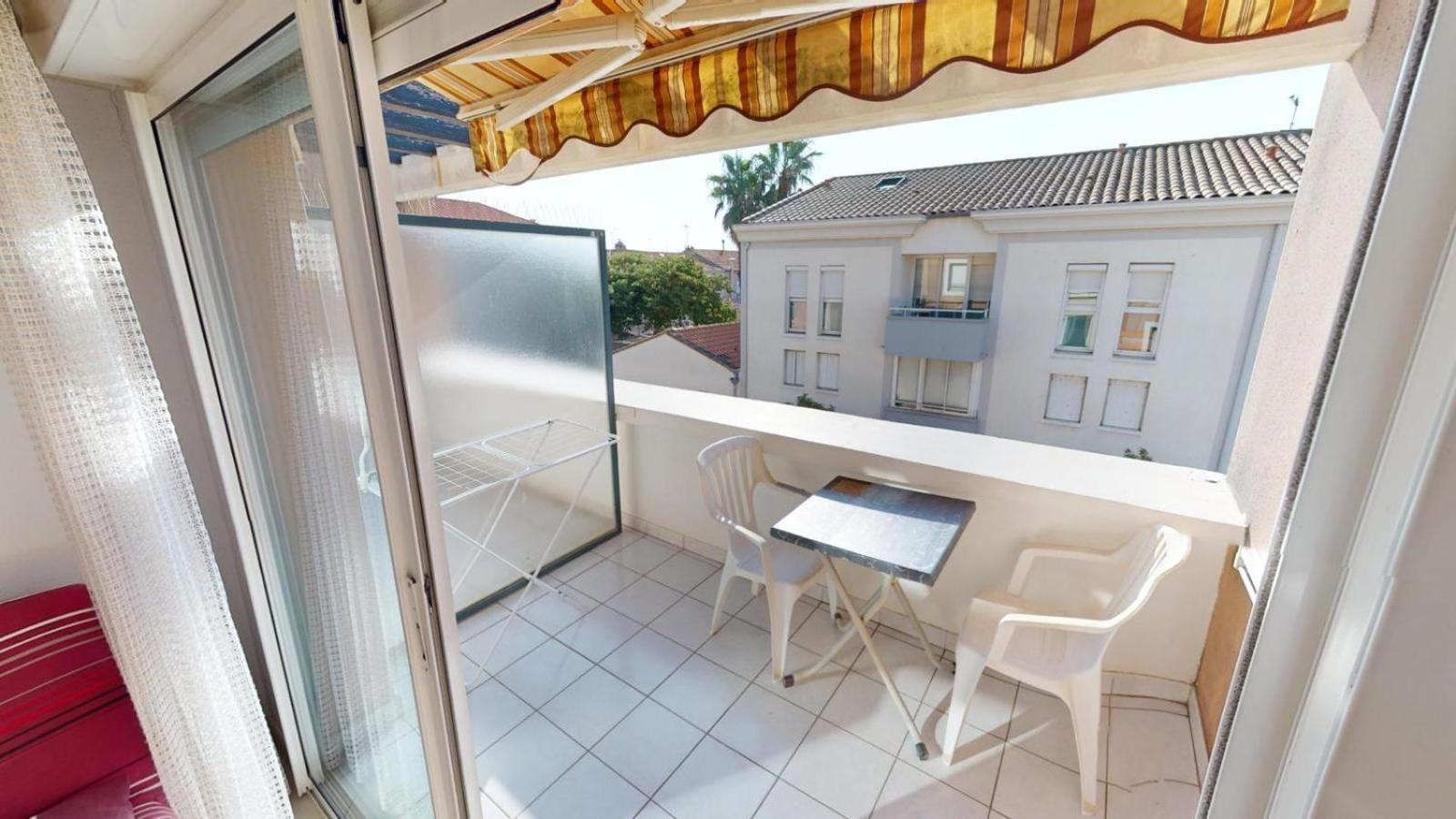 T2 Clim Avec Terrasse Et Place De Parking Privative Баларюк-ле-Бен Екстериор снимка